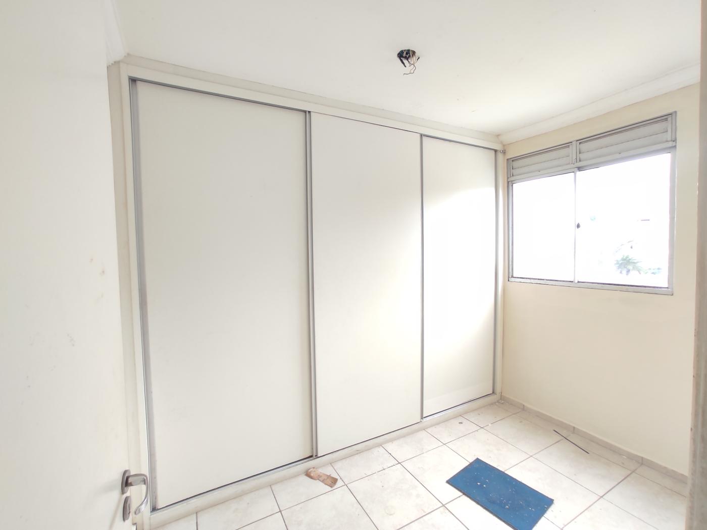 Apartamento à venda com 2 quartos, 46m² - Foto 11