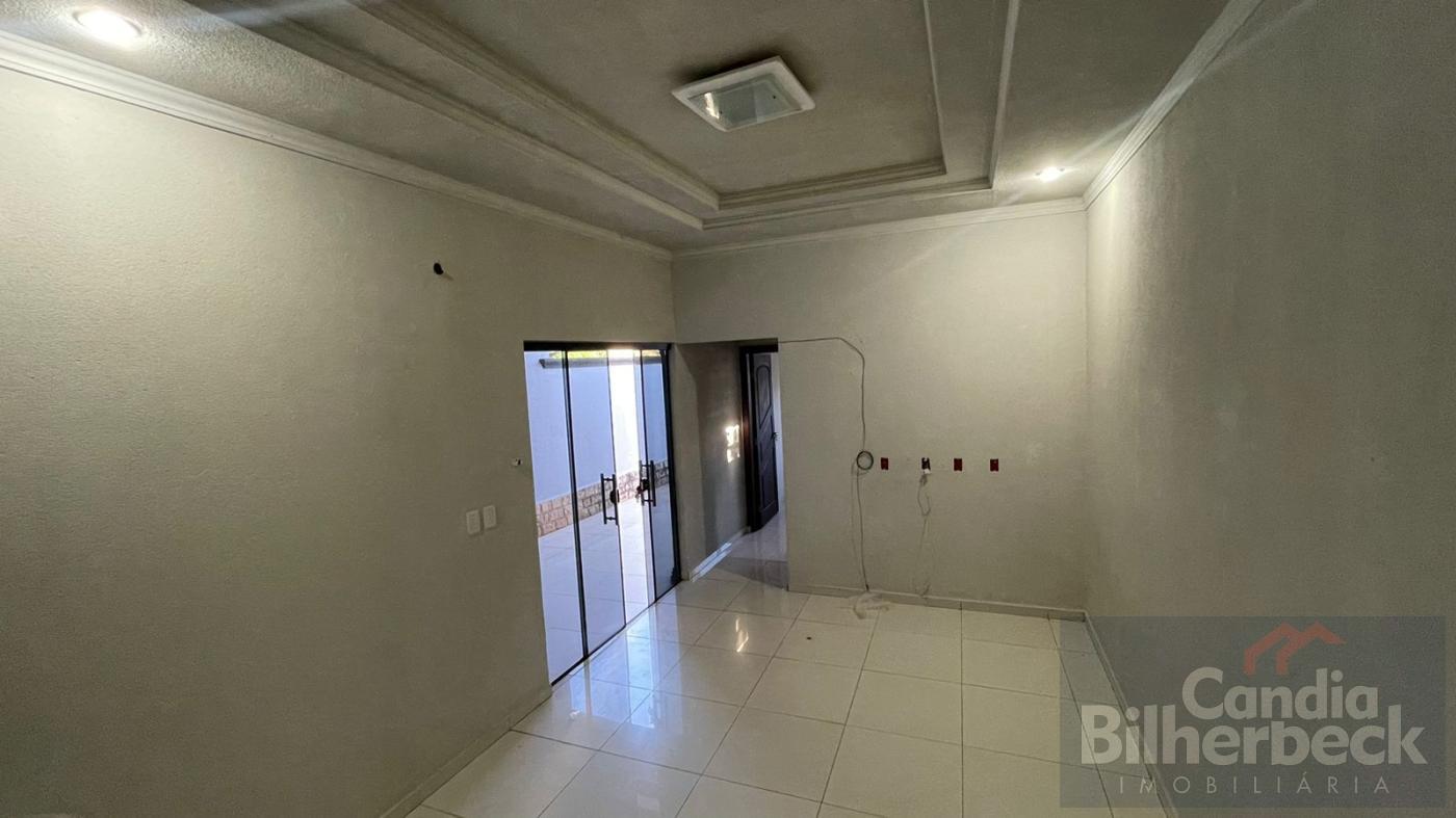 Casa à venda com 2 quartos, 336m² - Foto 4