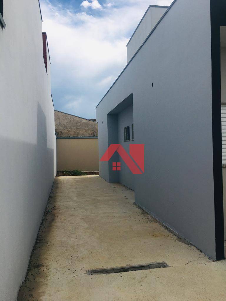 Casa à venda com 2 quartos, 63m² - Foto 8