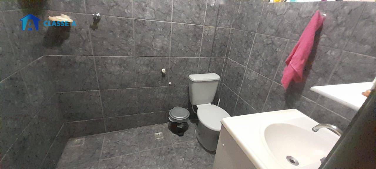 Casa à venda com 3 quartos, 99m² - Foto 15