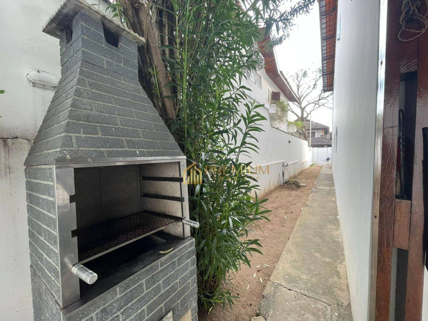 Sobrado à venda com 3 quartos, 250m² - Foto 18