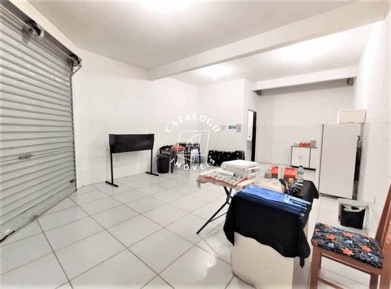 Prédio Inteiro à venda com 1 quarto, 167m² - Foto 1