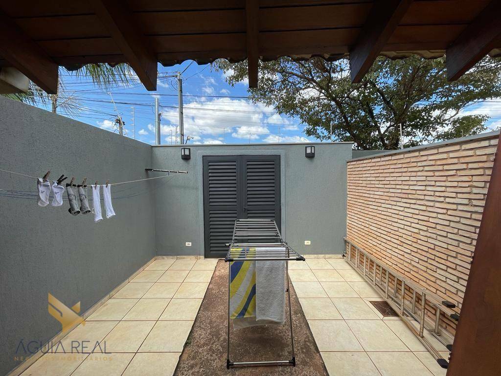 Sobrado à venda com 4 quartos, 254m² - Foto 18