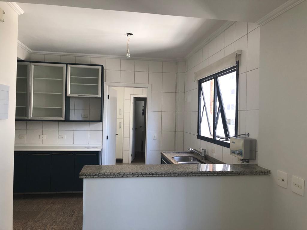 Apartamento à venda e aluguel com 3 quartos, 206m² - Foto 15