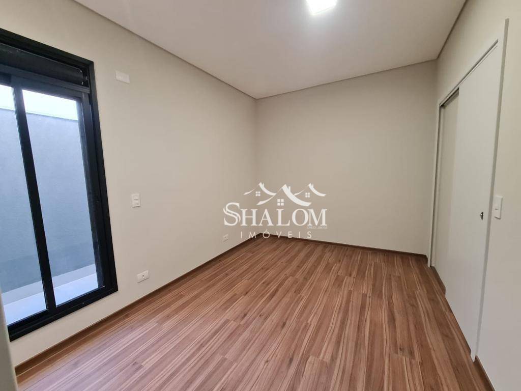 Casa à venda com 3 quartos, 214m² - Foto 15