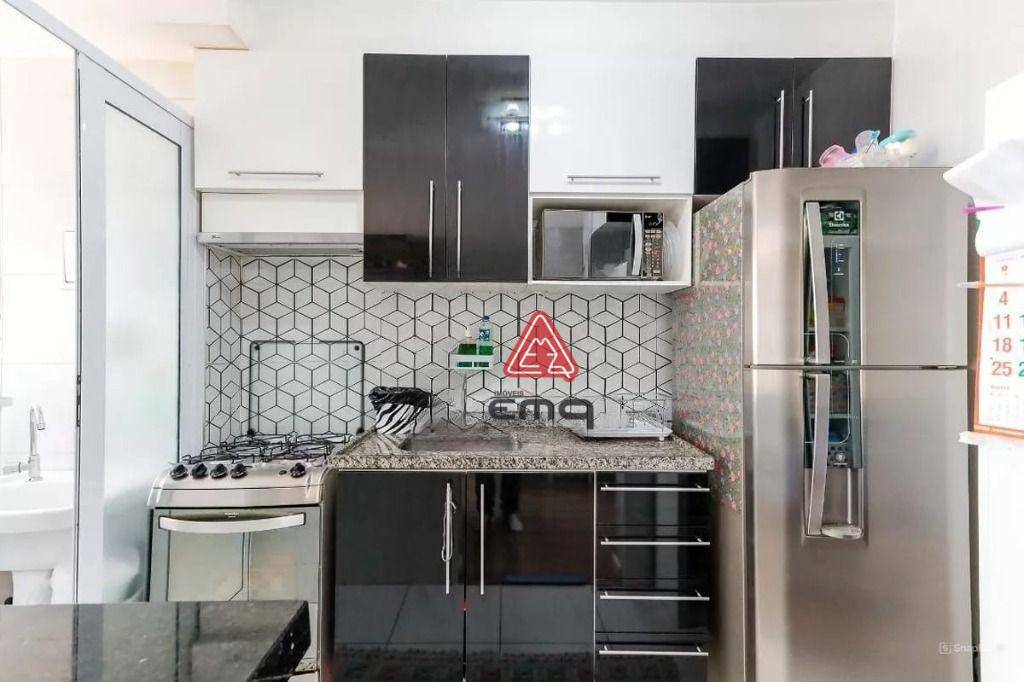 Apartamento à venda com 2 quartos, 45m² - Foto 16