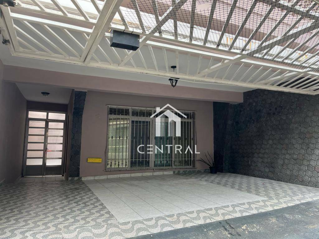 Sobrado à venda com 3 quartos, 190m² - Foto 1