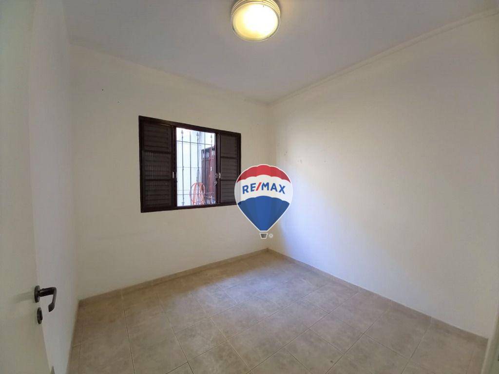 Casa à venda com 3 quartos, 240m² - Foto 19