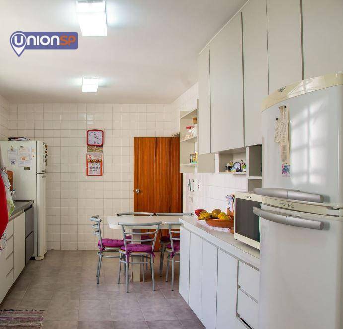 Apartamento à venda com 3 quartos, 199m² - Foto 21