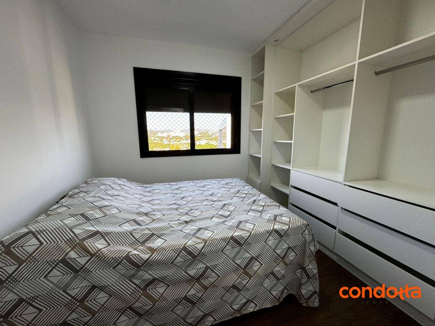 Apartamento para alugar com 3 quartos, 172m² - Foto 7