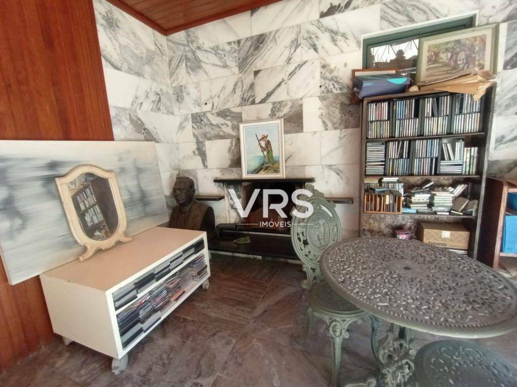 Casa à venda com 7 quartos, 581m² - Foto 46