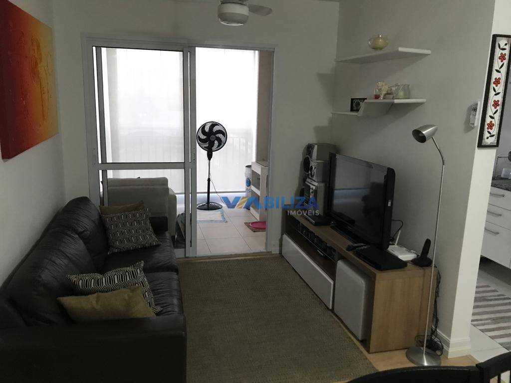 Apartamento à venda com 2 quartos, 60m² - Foto 5