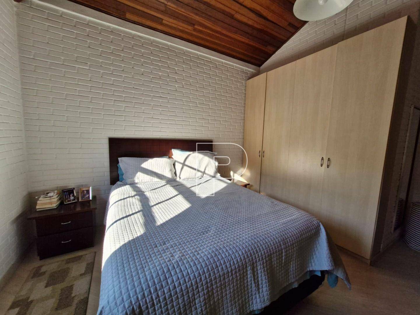 Casa de Condomínio à venda com 4 quartos, 261m² - Foto 10