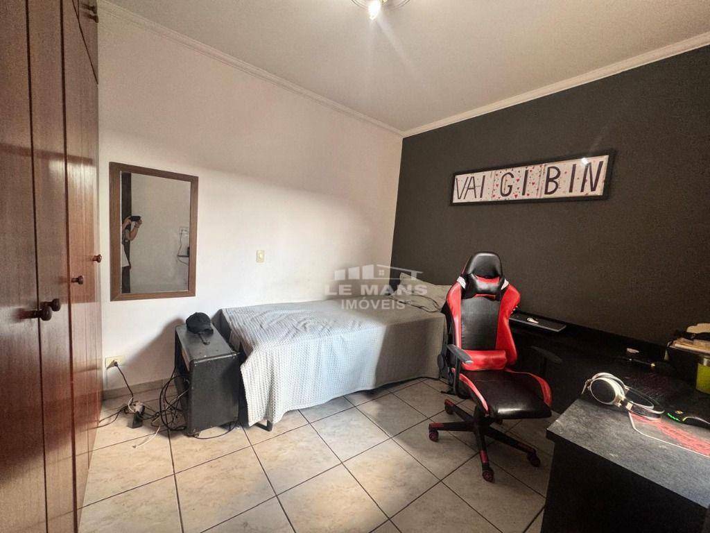 Casa à venda com 2 quartos, 88m² - Foto 17