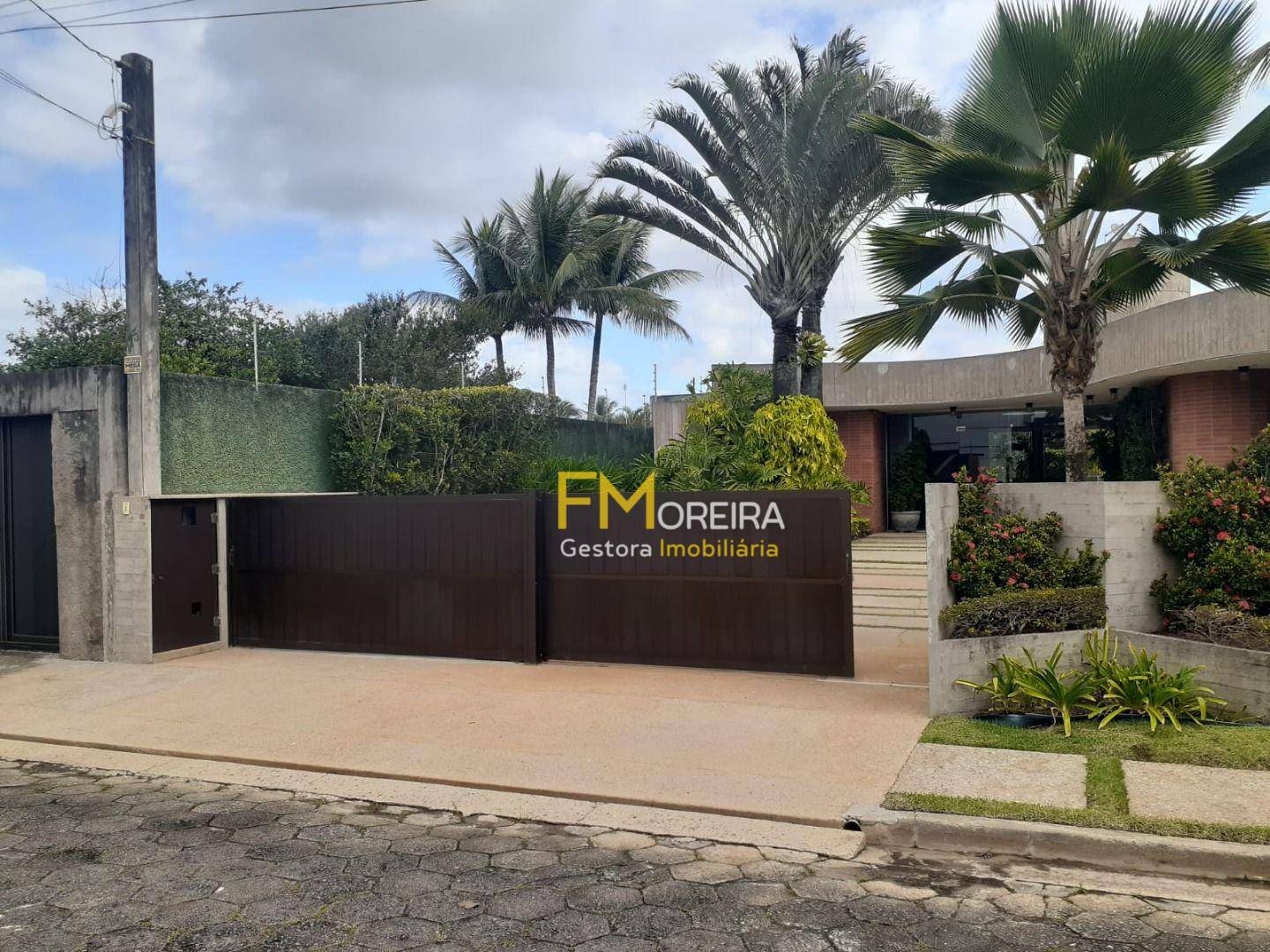 Casa à venda com 4 quartos, 350m² - Foto 8