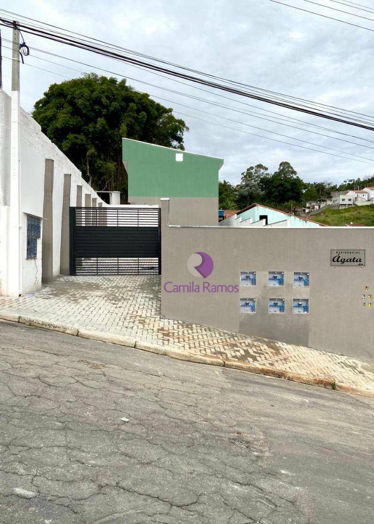 Sobrado à venda com 2 quartos, 57m² - Foto 1