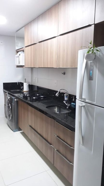 Apartamento à venda e aluguel com 3 quartos, 75m² - Foto 7