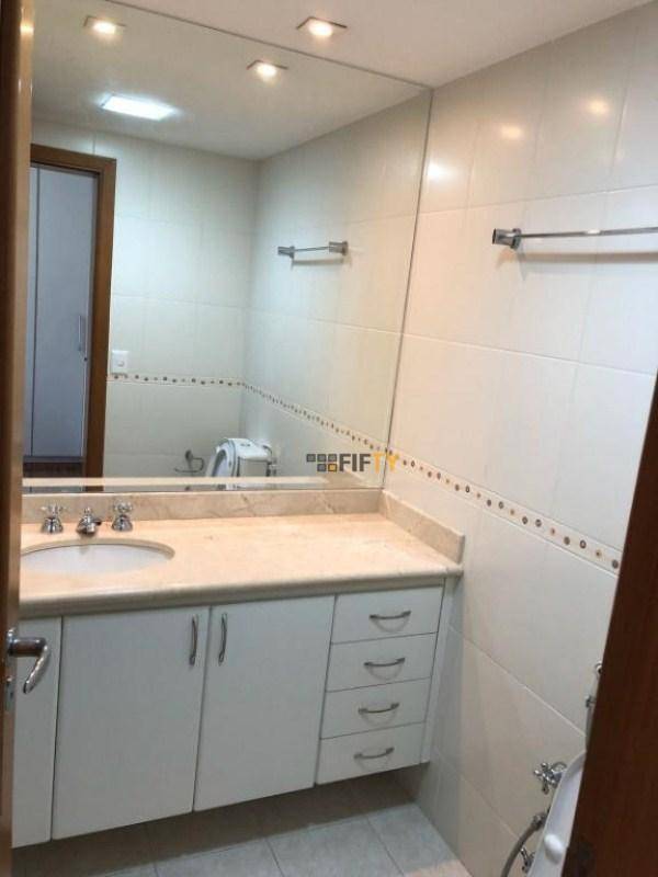 Apartamento à venda e aluguel com 3 quartos, 165m² - Foto 21