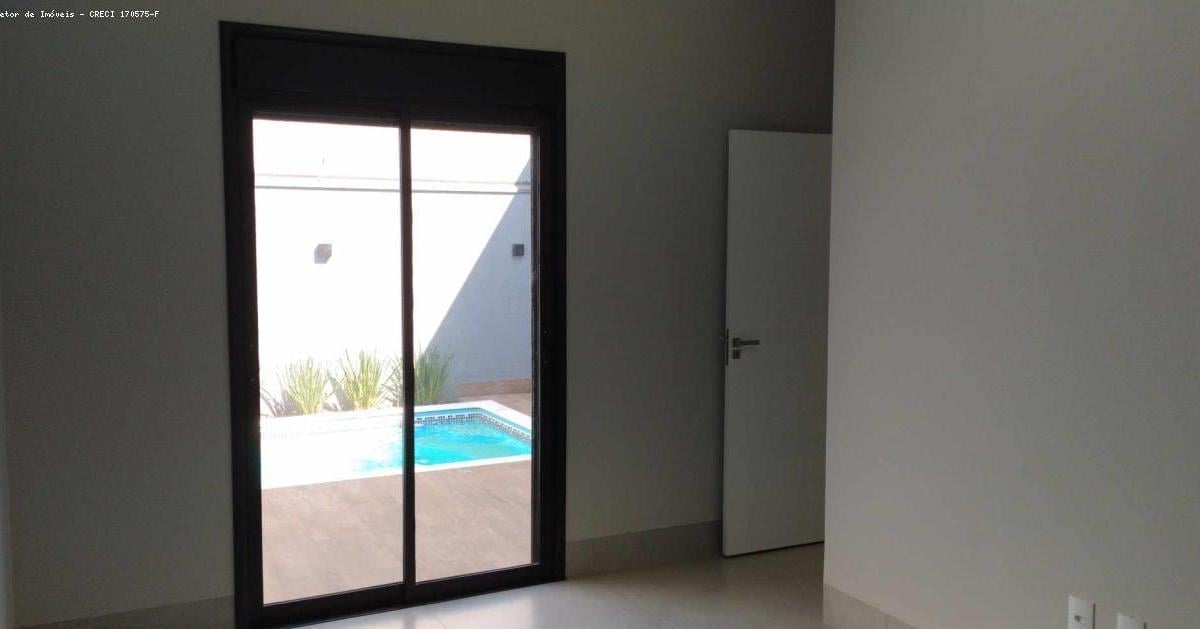 Casa à venda com 3 quartos, 170m² - Foto 34