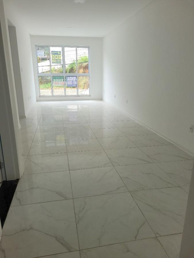 Apartamento à venda com 2 quartos, 70m² - Foto 1