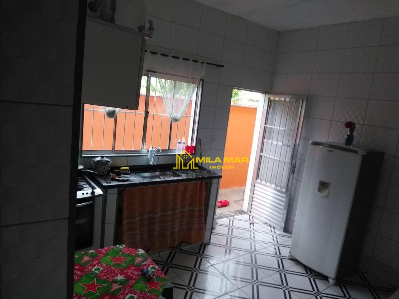 Casa à venda com 2 quartos, 150M2 - Foto 4