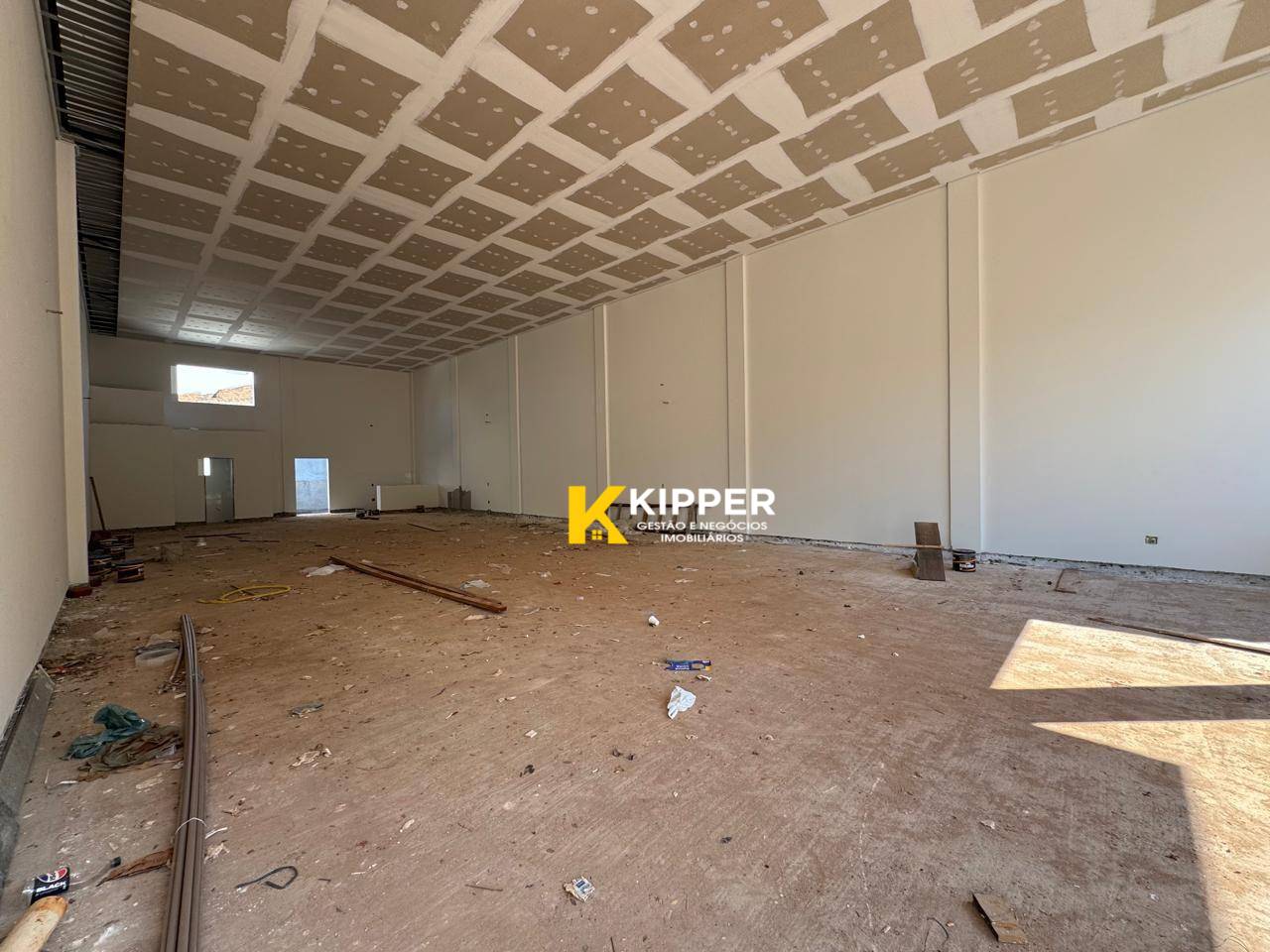 Loja-Salão, 250 m² - Foto 2