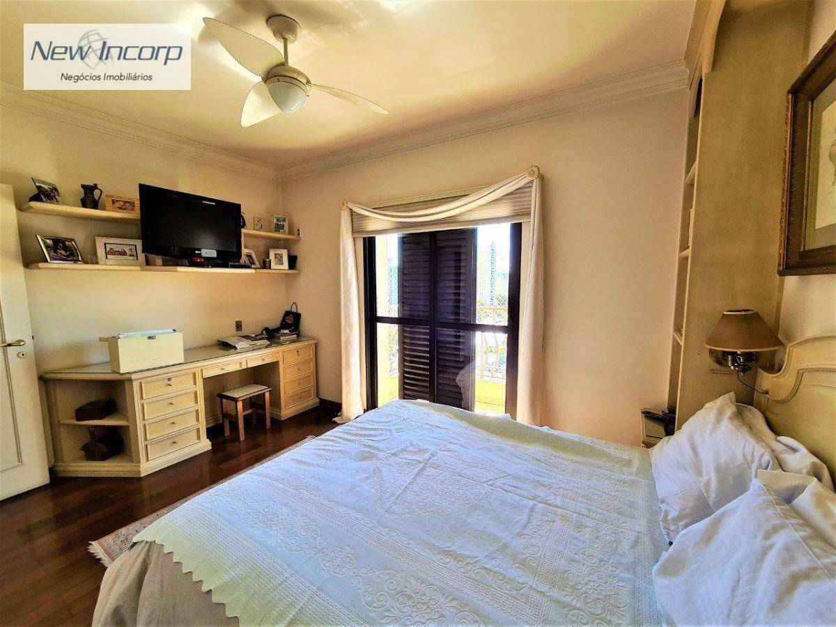 Apartamento à venda com 4 quartos, 257m² - Foto 12