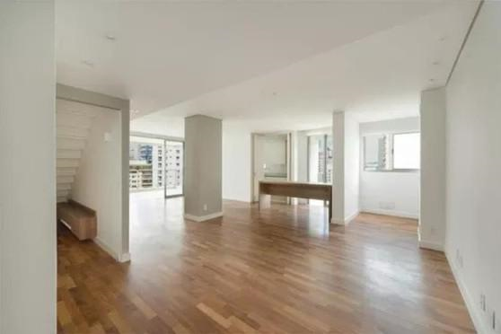 Apartamento à venda com 3 quartos, 238m² - Foto 1