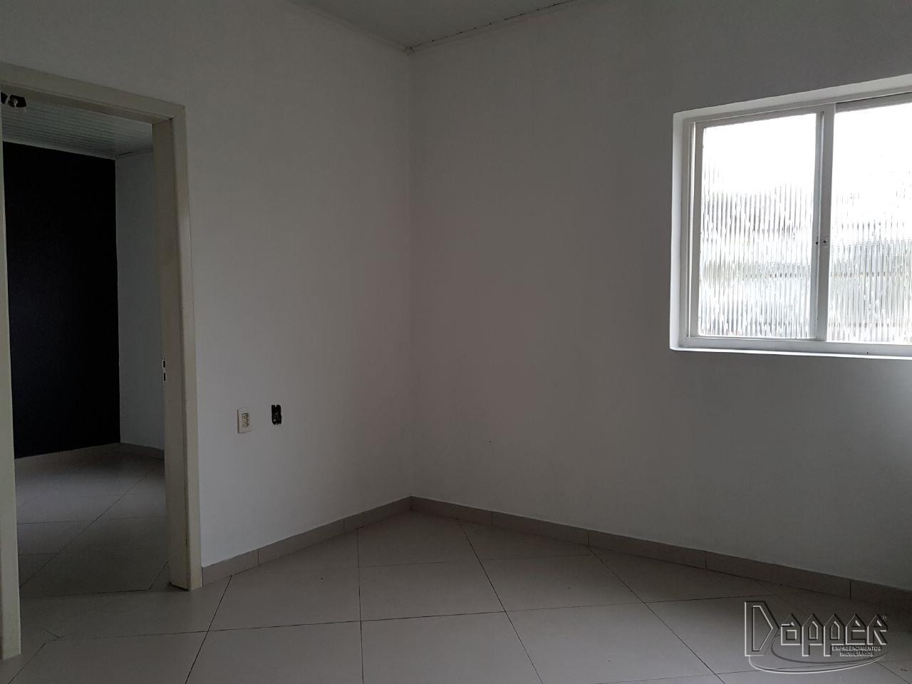 Casa à venda com 2 quartos, 143m² - Foto 4