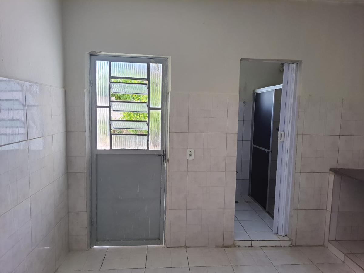 Casa para alugar com 3 quartos, 126m² - Foto 12