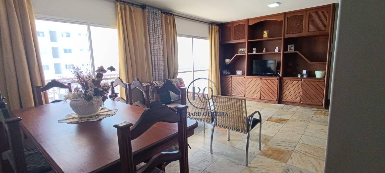 Cobertura, 3 quartos, 270 m² - Foto 1