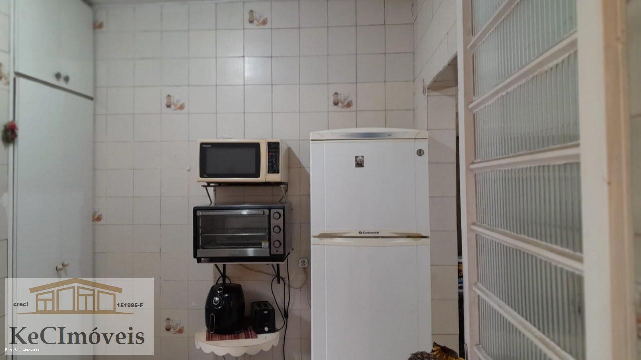 Sobrado à venda com 2 quartos, 150m² - Foto 10