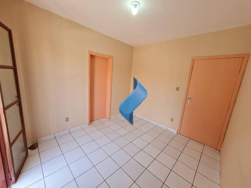 Casa para alugar com 3 quartos, 107m² - Foto 17