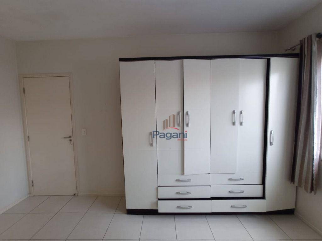 Apartamento à venda com 2 quartos, 64m² - Foto 9
