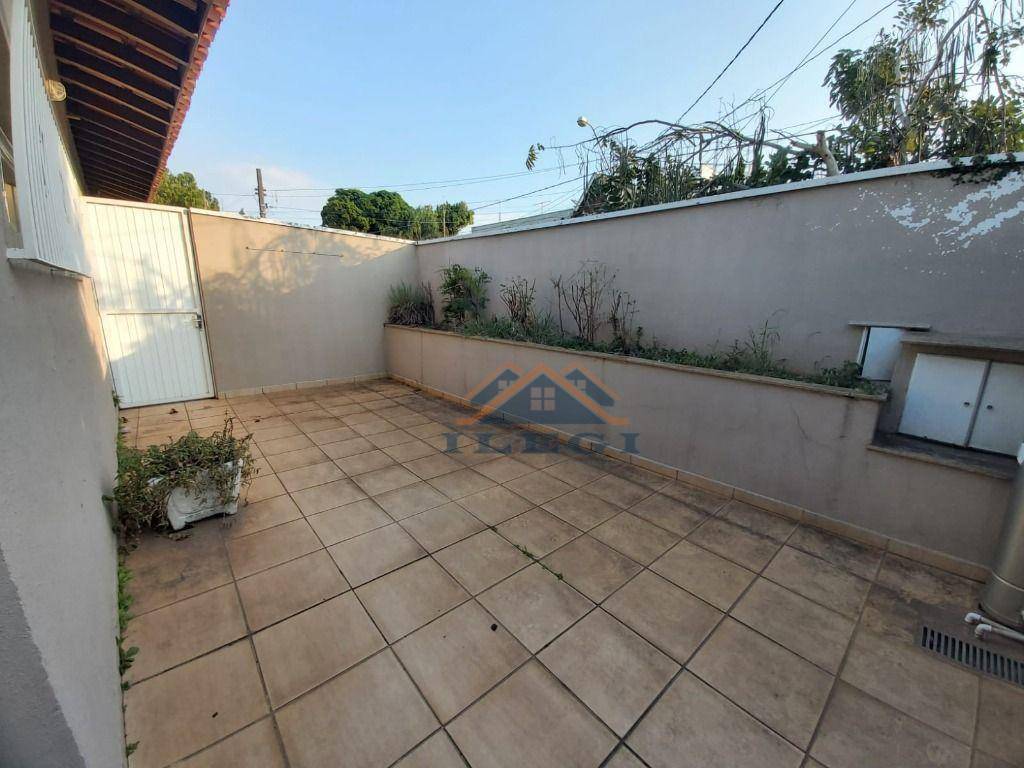 Casa, 3 quartos, 289 m² - Foto 4
