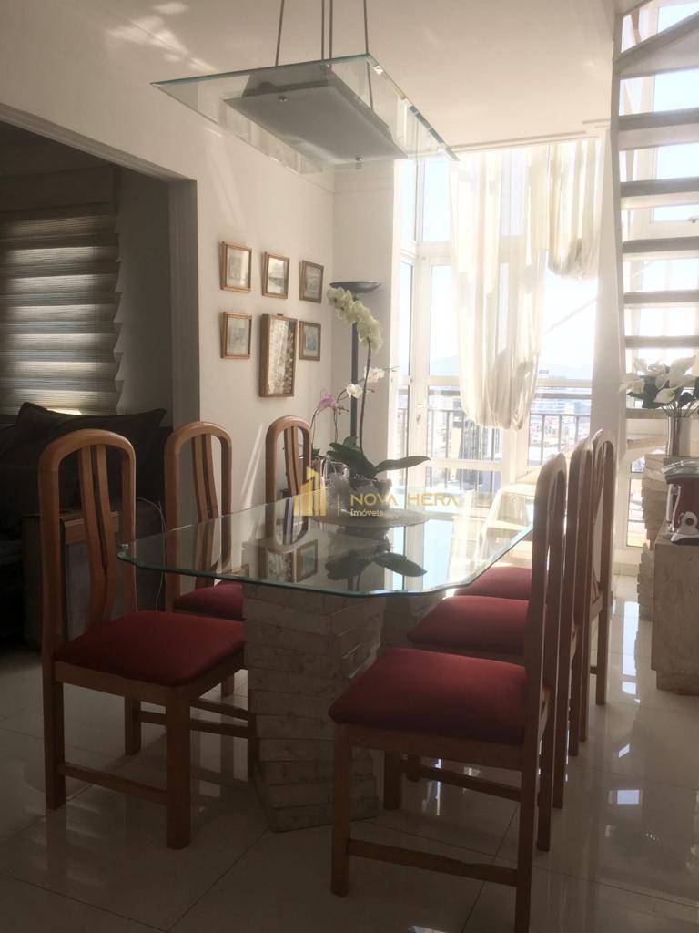 Apartamento à venda com 3 quartos, 104m² - Foto 2