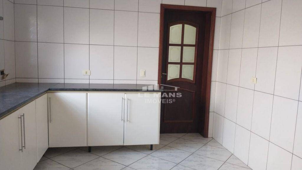 Casa à venda com 3 quartos, 135m² - Foto 12