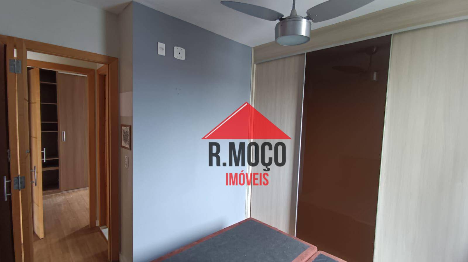 Apartamento à venda com 2 quartos, 50m² - Foto 31