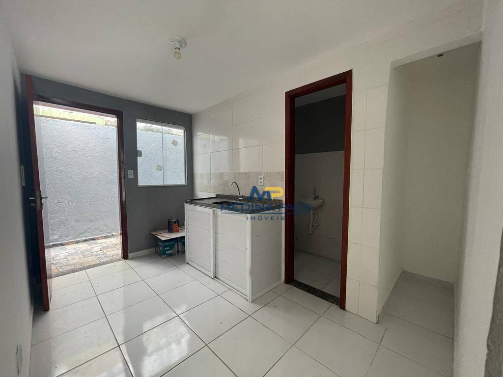 Casa à venda com 2 quartos, 65M2 - Foto 5