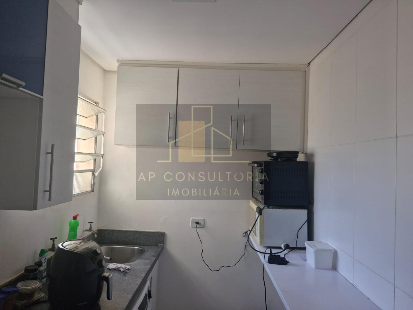 Apartamento à venda com 2 quartos, 45m² - Foto 2