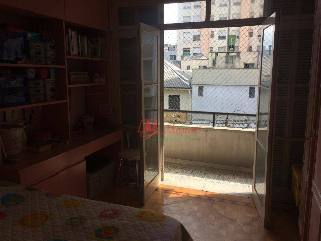 Apartamento à venda com 3 quartos, 142m² - Foto 13