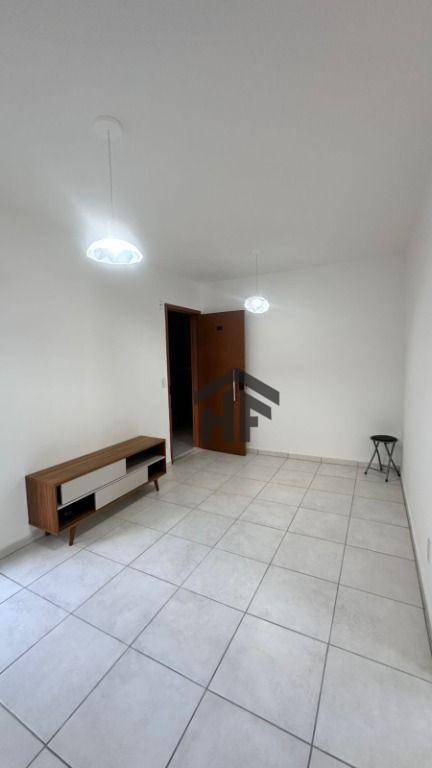 Apartamento para alugar com 2 quartos, 42m² - Foto 1