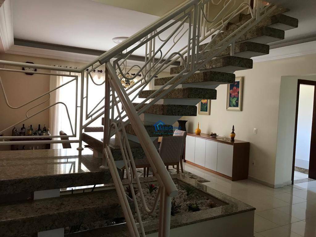 Sobrado à venda e aluguel com 4 quartos, 360m² - Foto 13