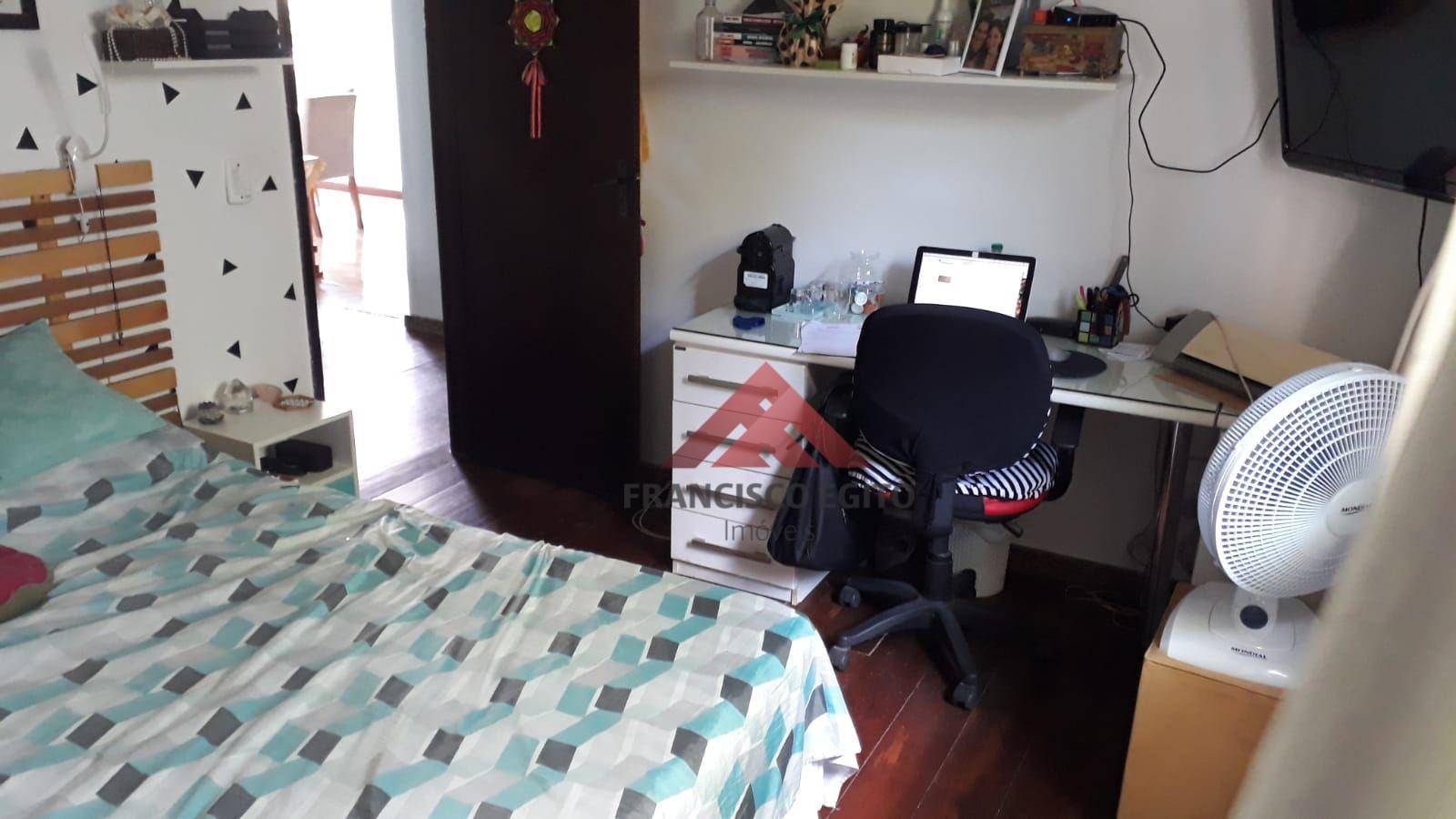 Casa de Condomínio à venda com 3 quartos, 200m² - Foto 17