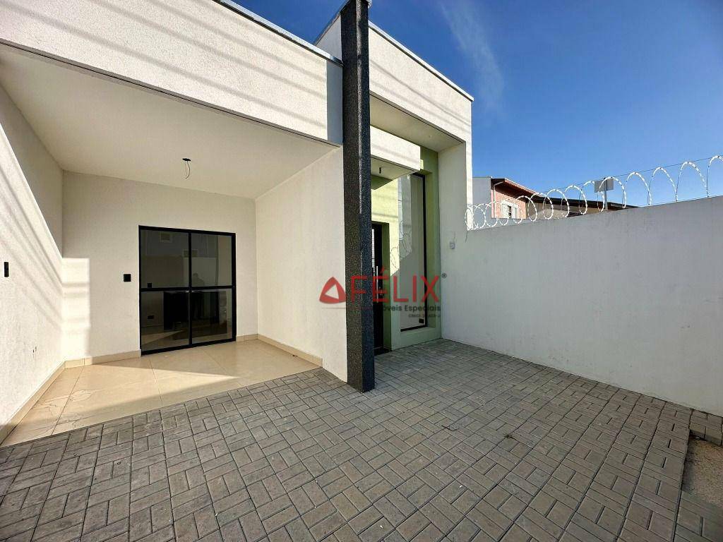 Casa à venda com 3 quartos, 83m² - Foto 3