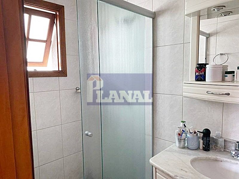 Sobrado à venda com 4 quartos, 216m² - Foto 17