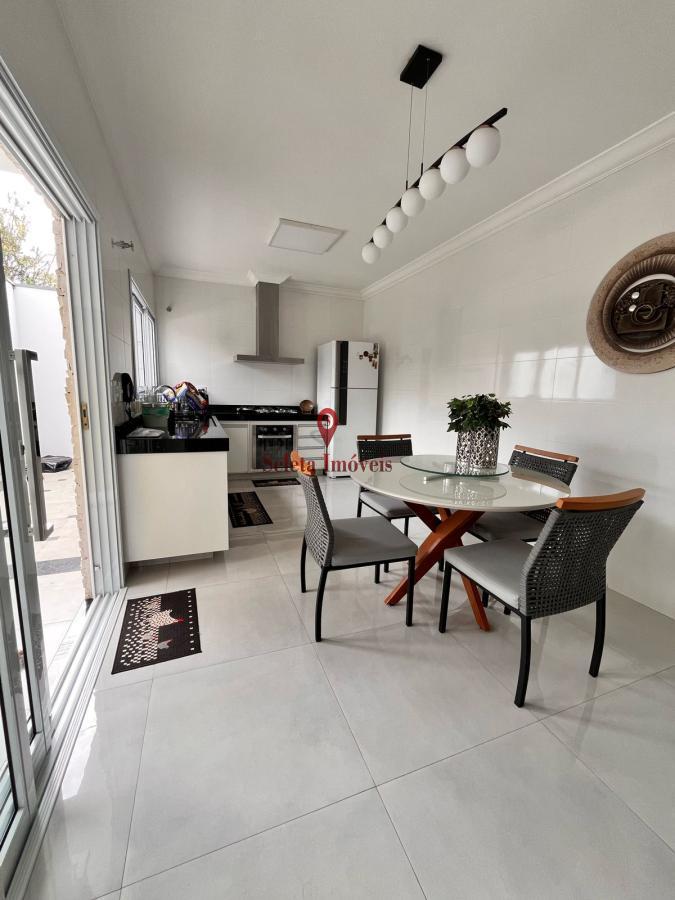 Casa à venda com 2 quartos, 153m² - Foto 5