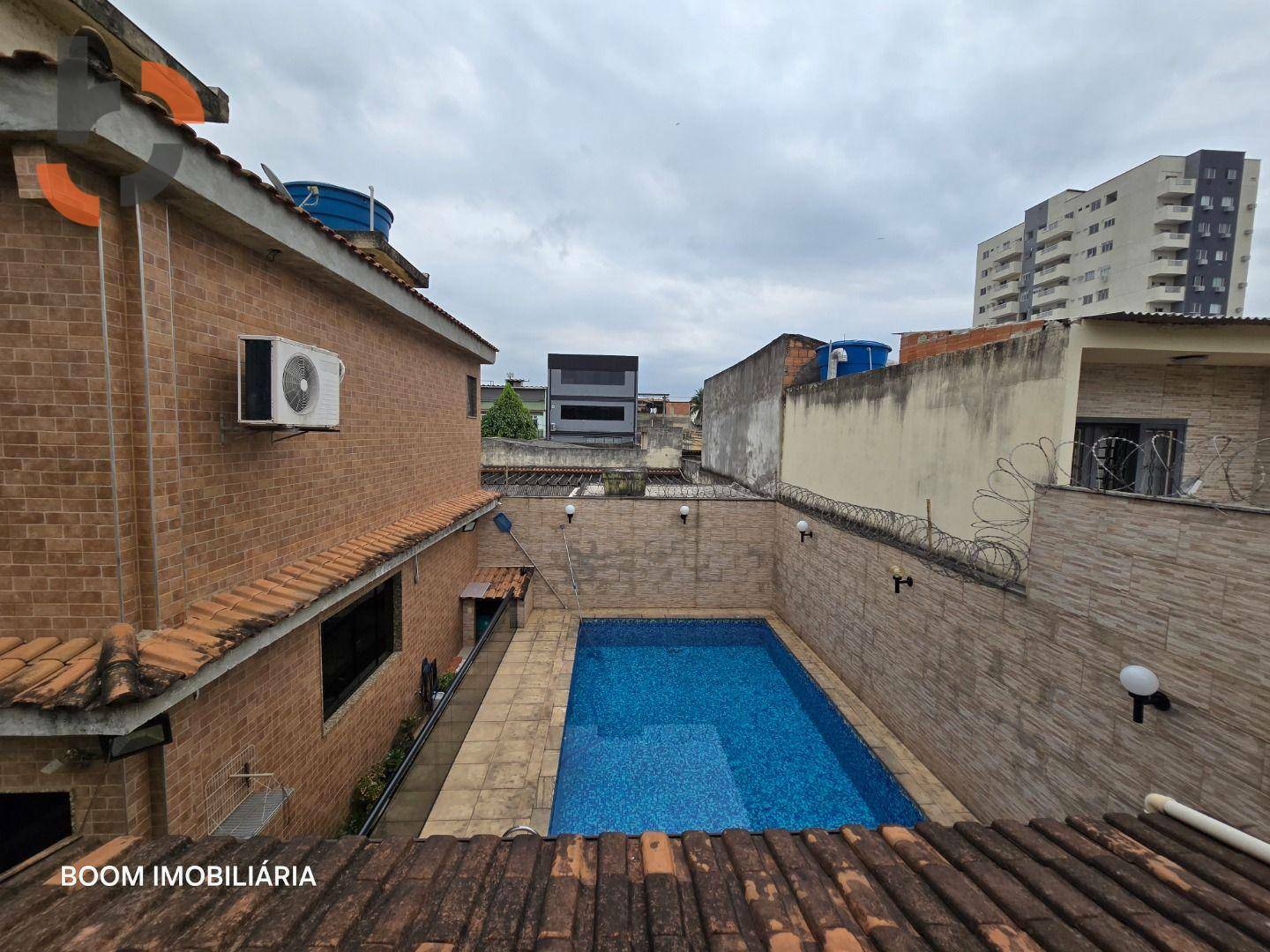 Casa à venda com 3 quartos, 213m² - Foto 31