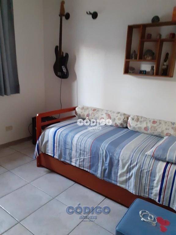 Casa à venda com 3 quartos, 300m² - Foto 15