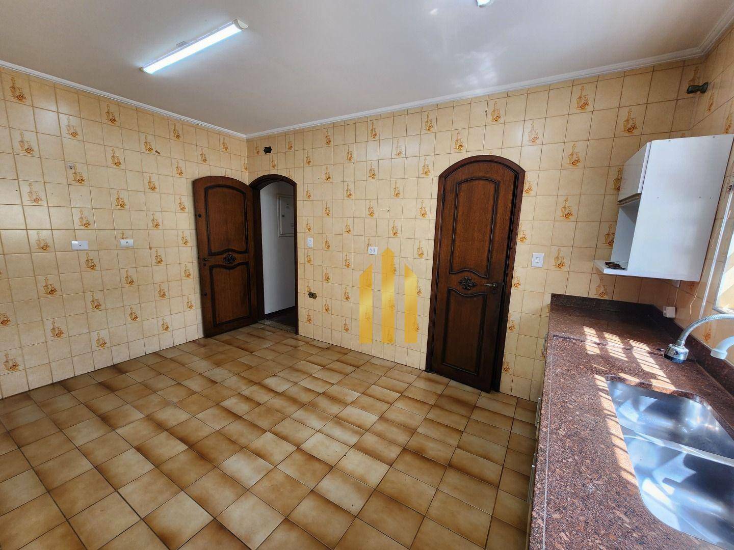 Sobrado à venda e aluguel com 4 quartos, 172m² - Foto 3